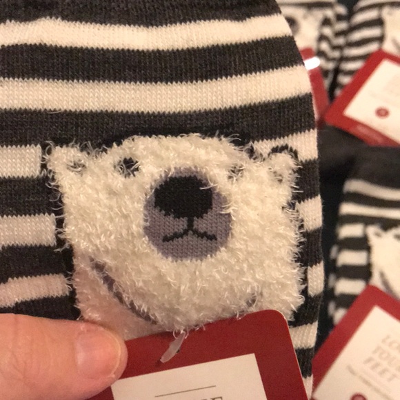 Sold!!!!Dress Barn Cozy polar bear faces socks ❄️ - Picture 3 of 3